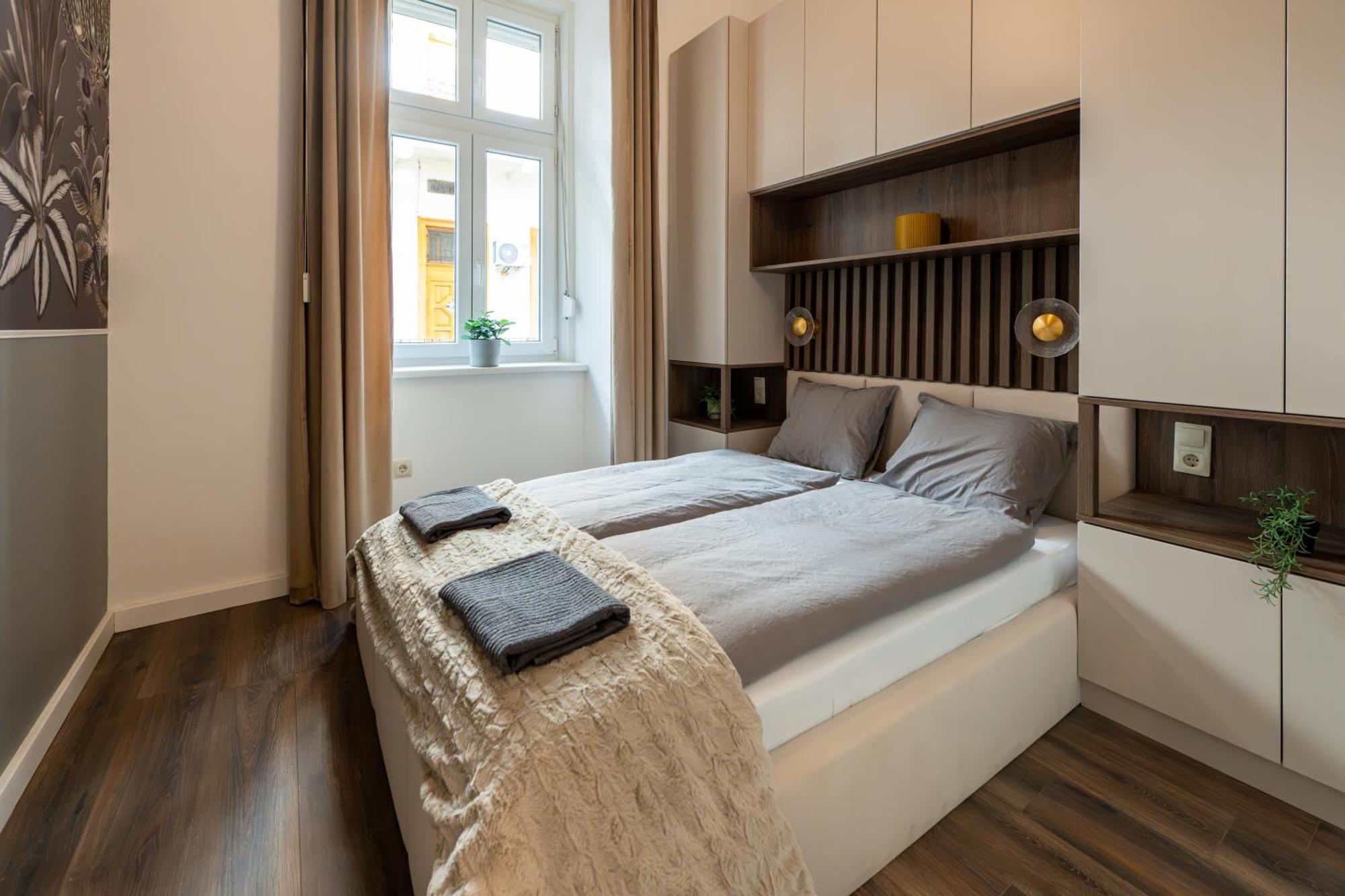 D52 Luxury Suite Budapest Exteriör bild