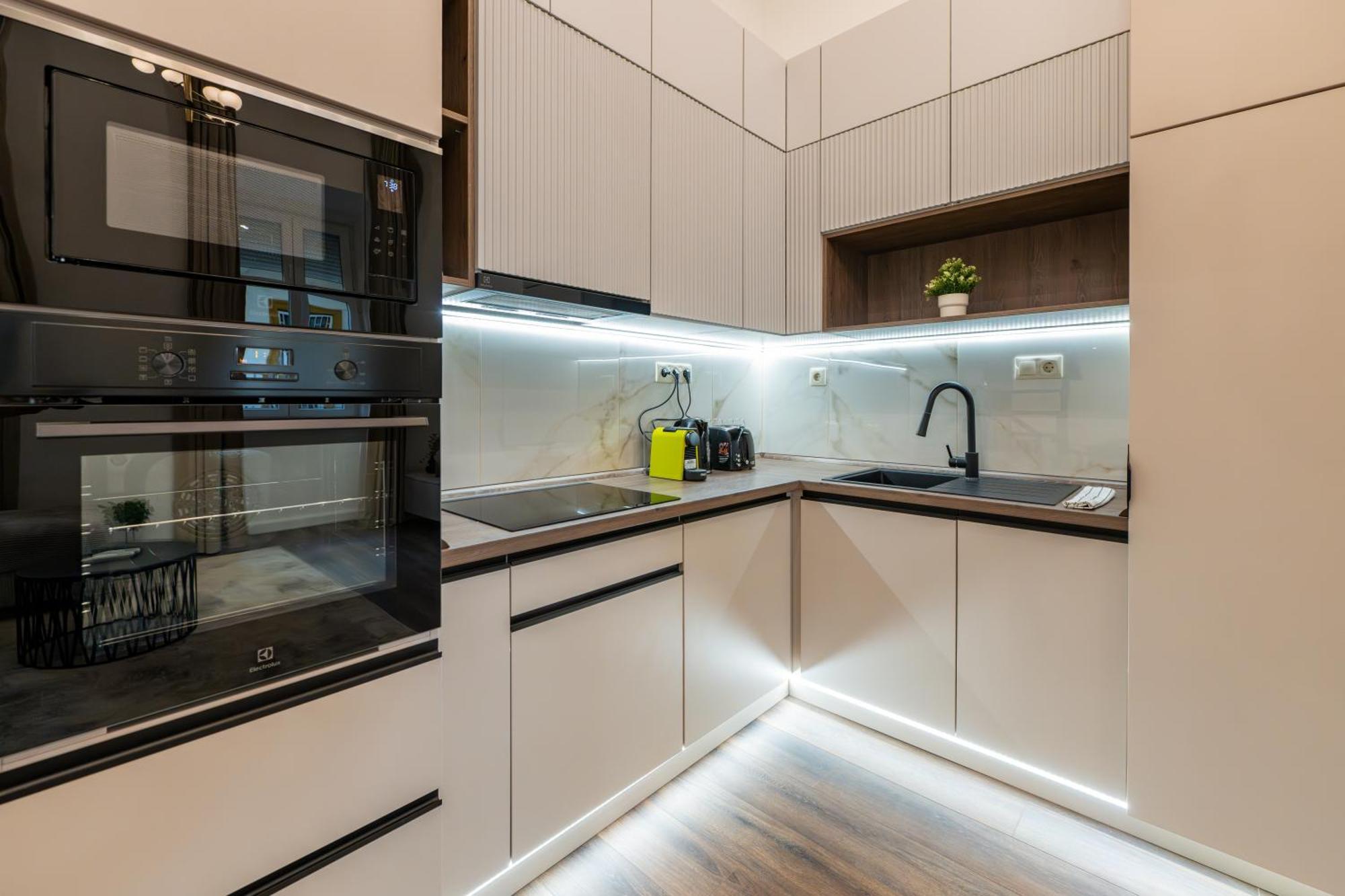 D52 Luxury Suite Budapest Exteriör bild